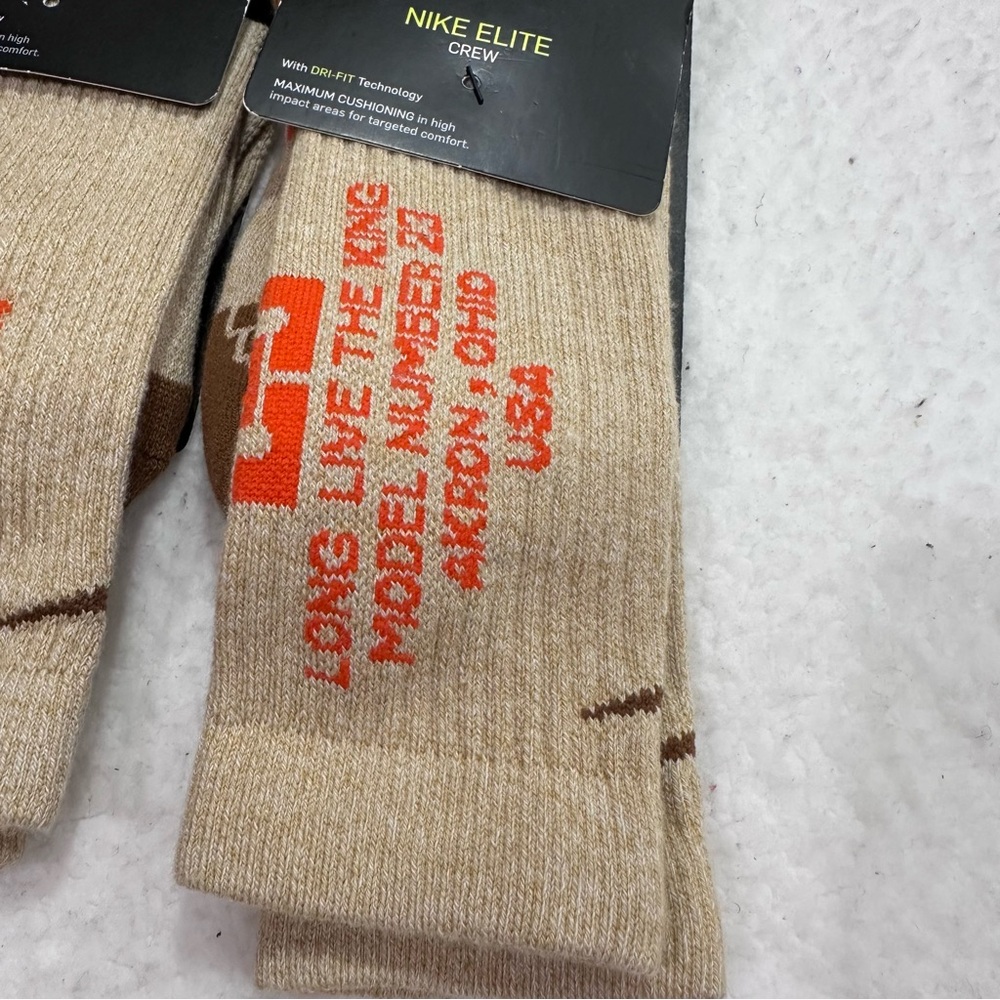 Nike Socks - Picture 3 of 9